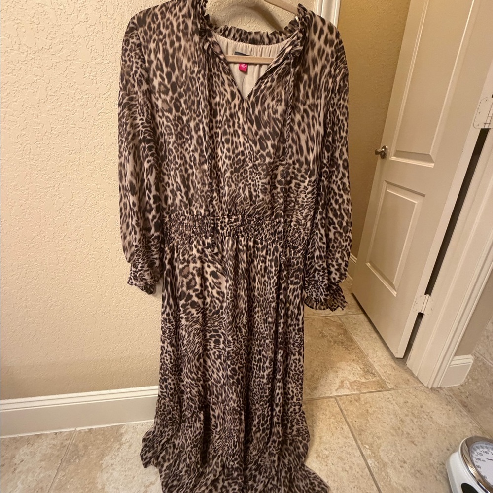 Vince Camuto Taupe and Black Leopard-Print Maxi Dress